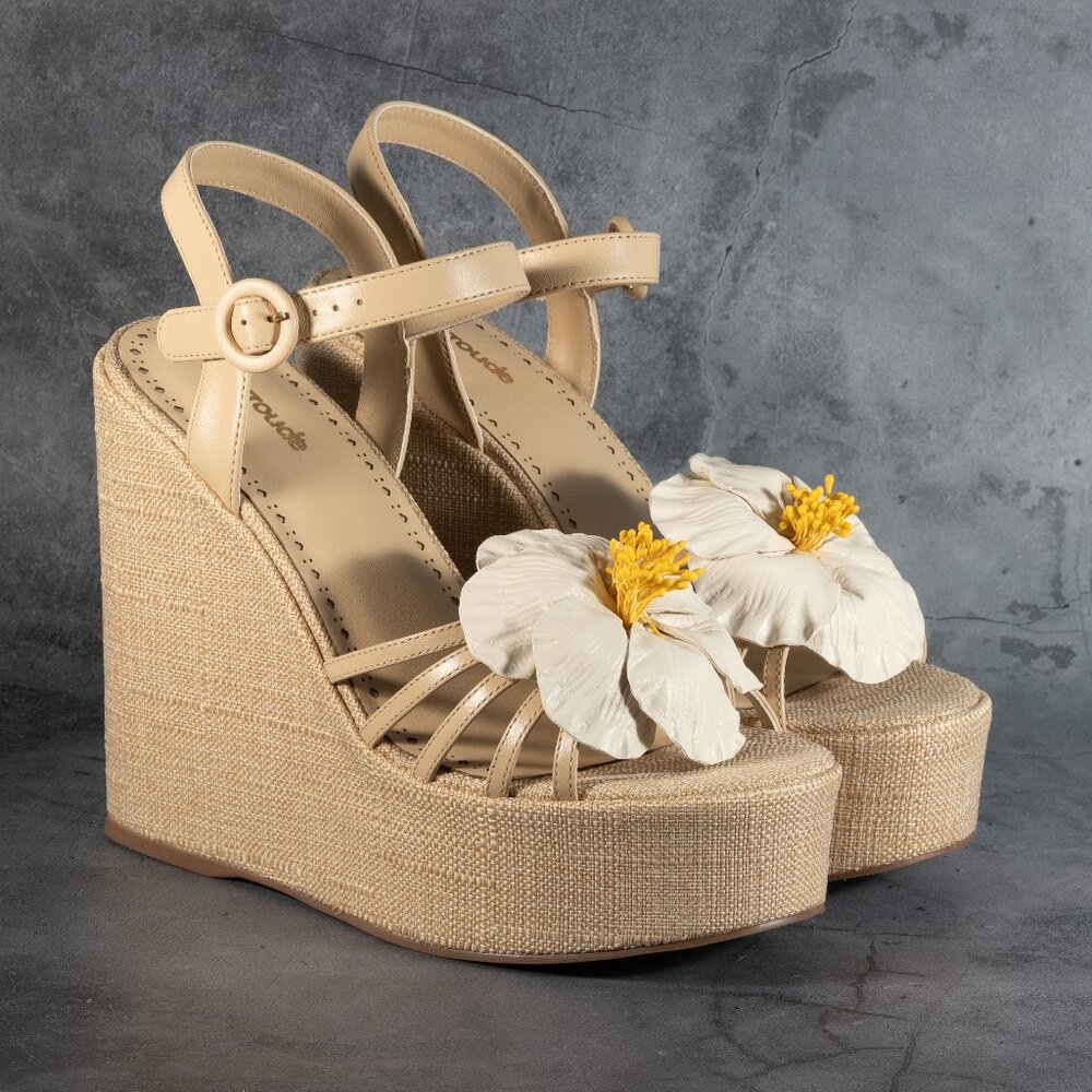 LARROUDE Magnolia Wedge Leather In Ivory Leather Color Beige Size 9.5